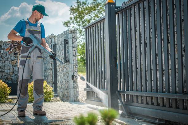 Best Pool Deck Cleaning  in Flanders, NJ